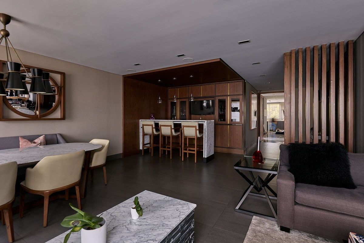 2 of 45: Sala/Comedor