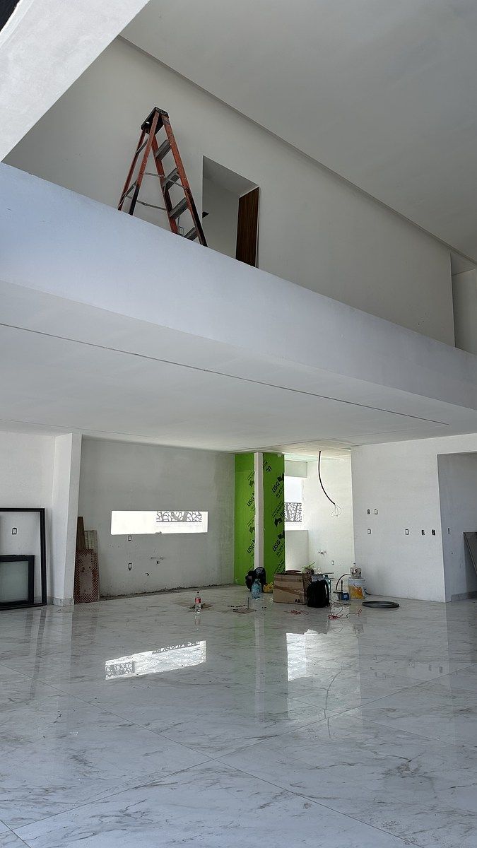 5 de 20: sala doble altura y cocina