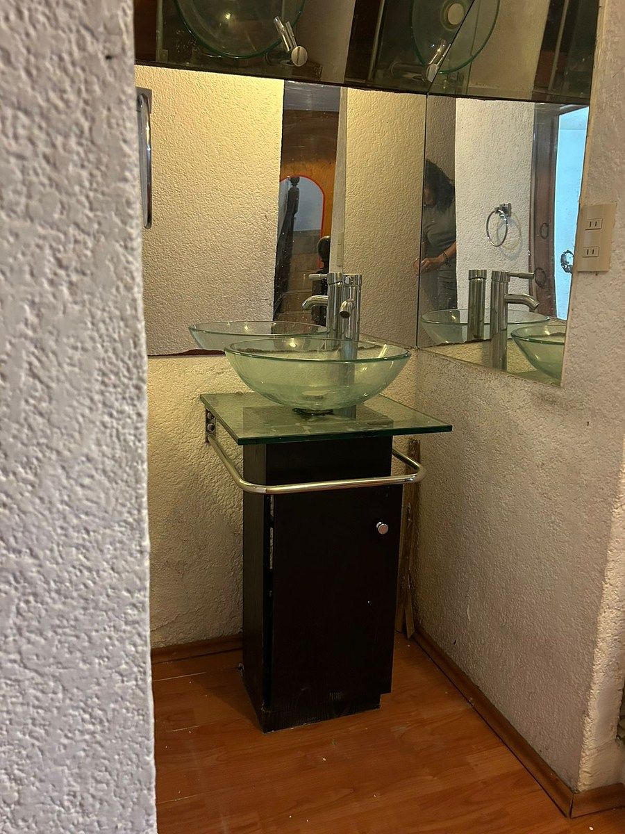 10 of 17: Baño Completo