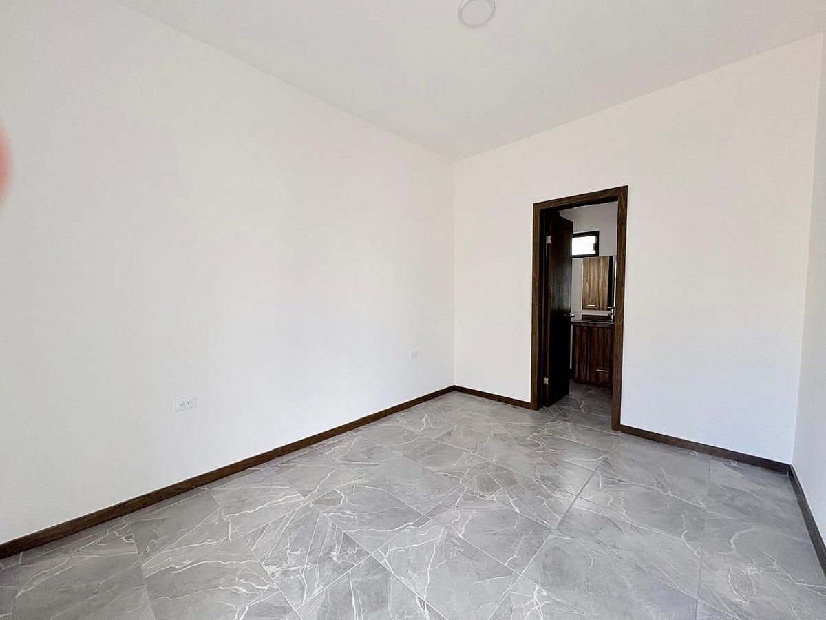 11 of 26: Recámara principal