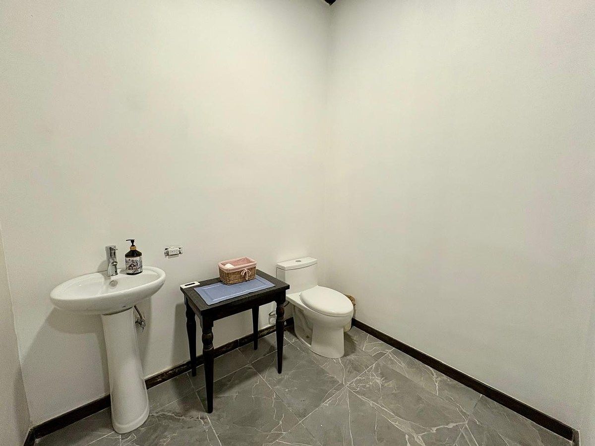 25 of 26: Salón de usos múltiples