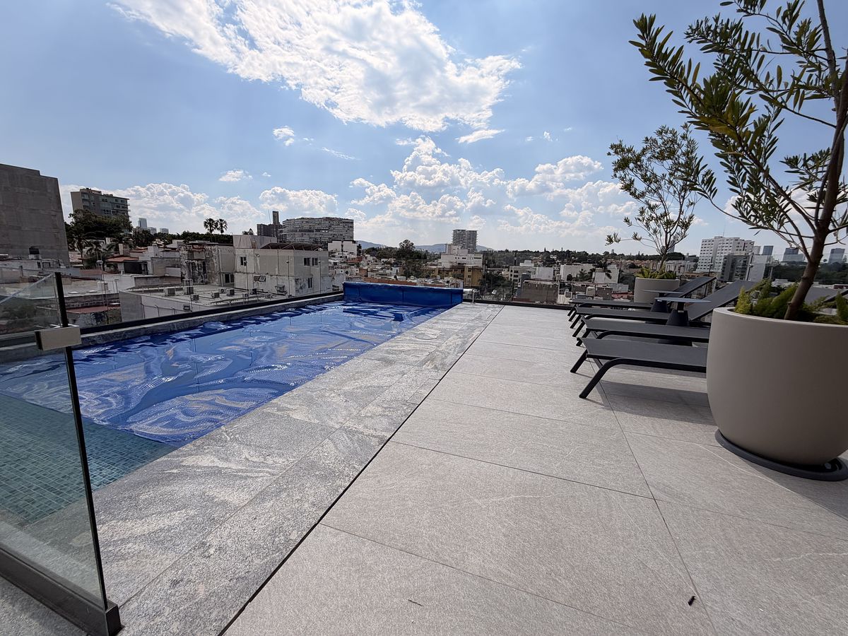 15 de 18: Roof top Alberca