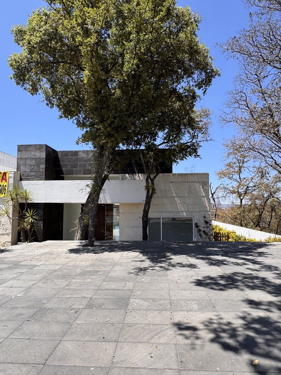 1 de 41: Entrada Principal