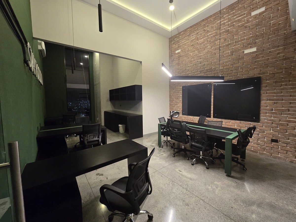 8 of 9: salón de co-work