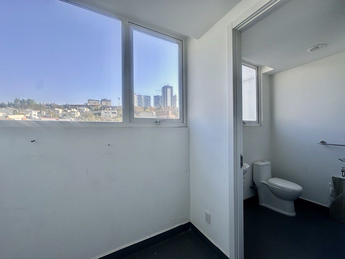 6 de 27: Cuarto de servicio