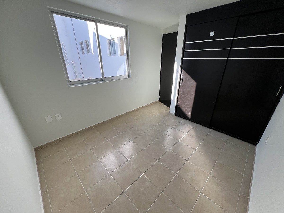 12 de 14: Segunda recámara secundaria