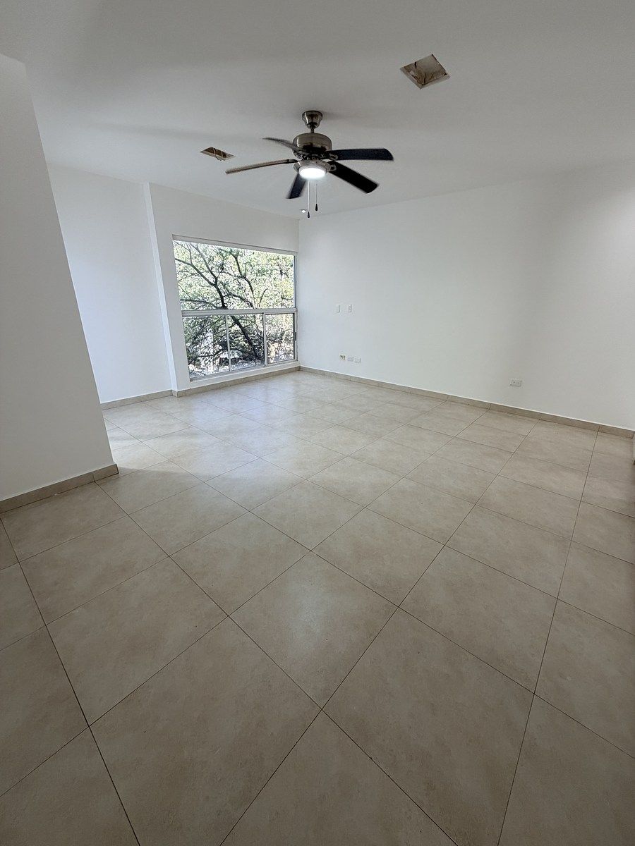 8 de 14: cuarto principal