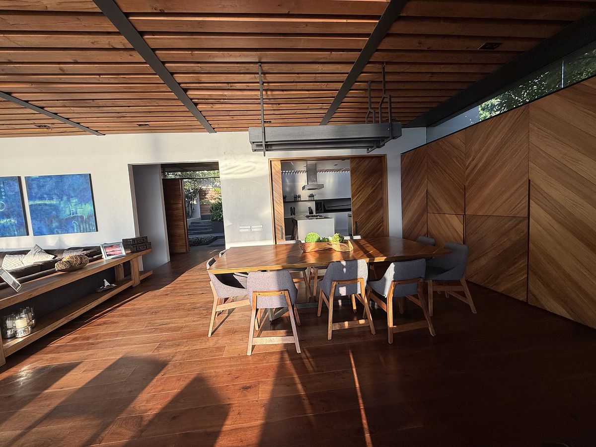 10 de 36: Comedor interior