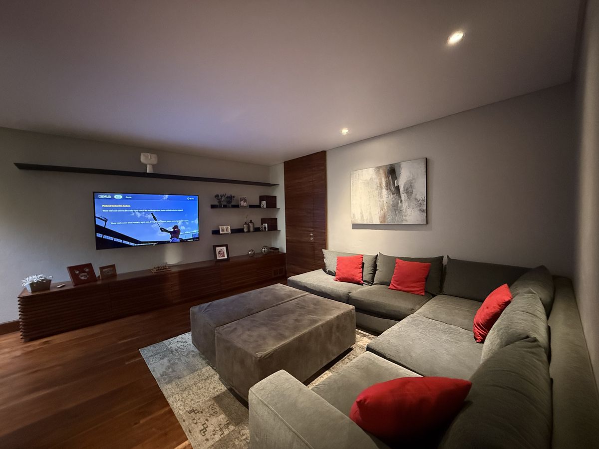 34 de 36: Sala de TV