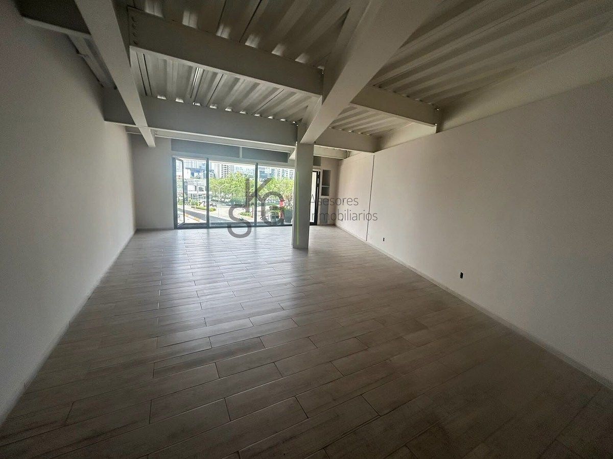 Retail Space in Interlomas, Huixquilucan, photo 2 of 13