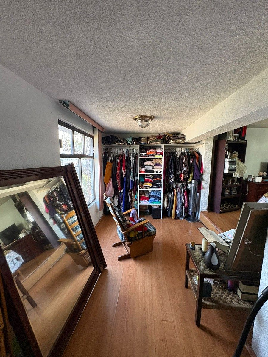 15 de 21: Área complementaria recámara 2