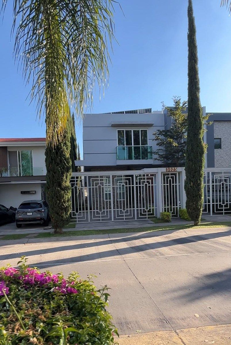 2 de 40: Fracha por fuera