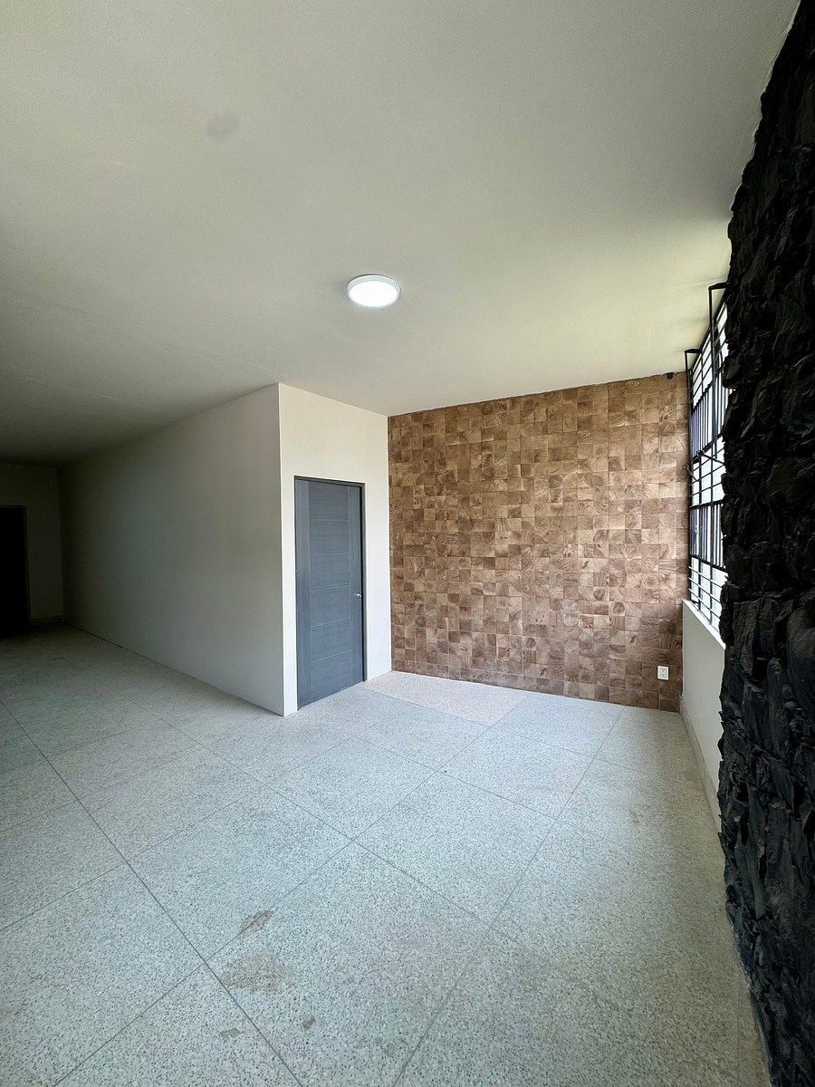 Oficina en Ladrón de Guevara, Guadalajara, foto 9 de 35
