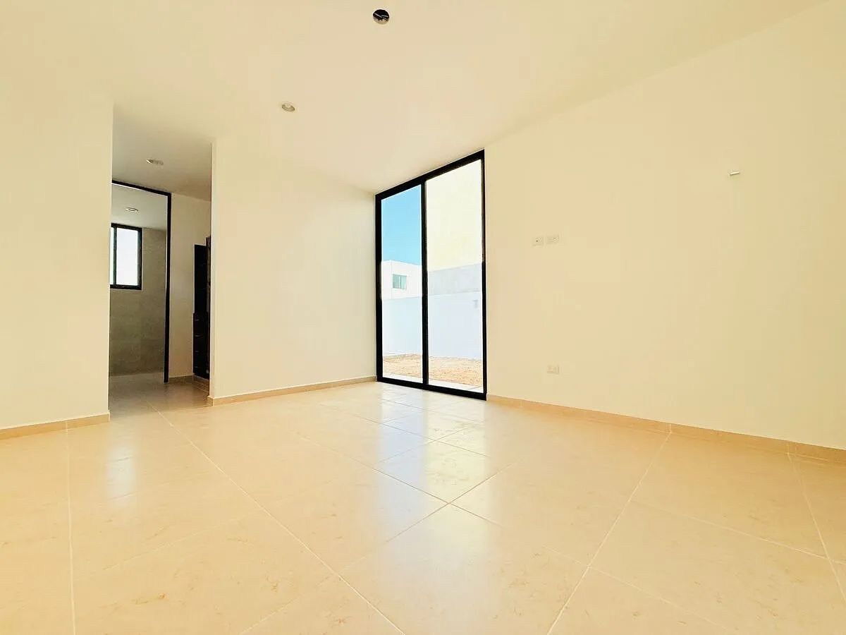 A LA VENTA CASA EN PRIV. RESIDENCIAL GRAN SAN PEDRO CHOLUL - foto 2