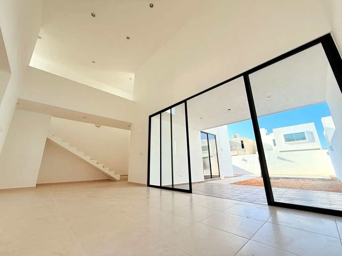 A LA VENTA CASA EN PRIV. RESIDENCIAL GRAN SAN PEDRO CHOLUL - foto 3