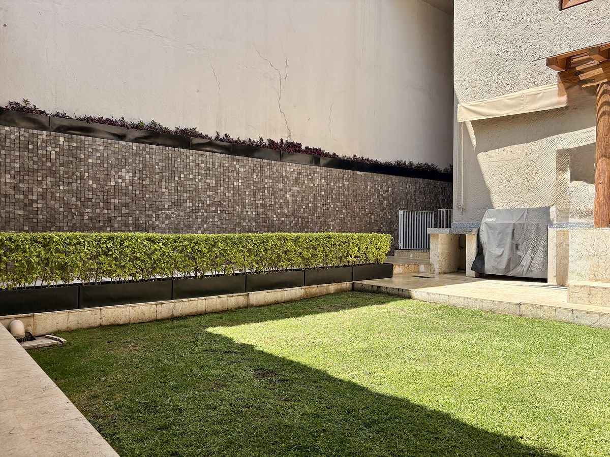 6 de 39: Jardín privado