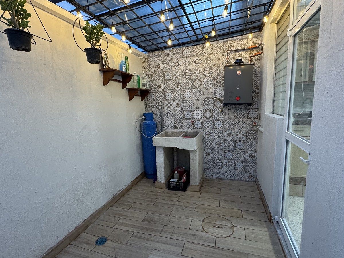 9 de 16: Patio de lavado