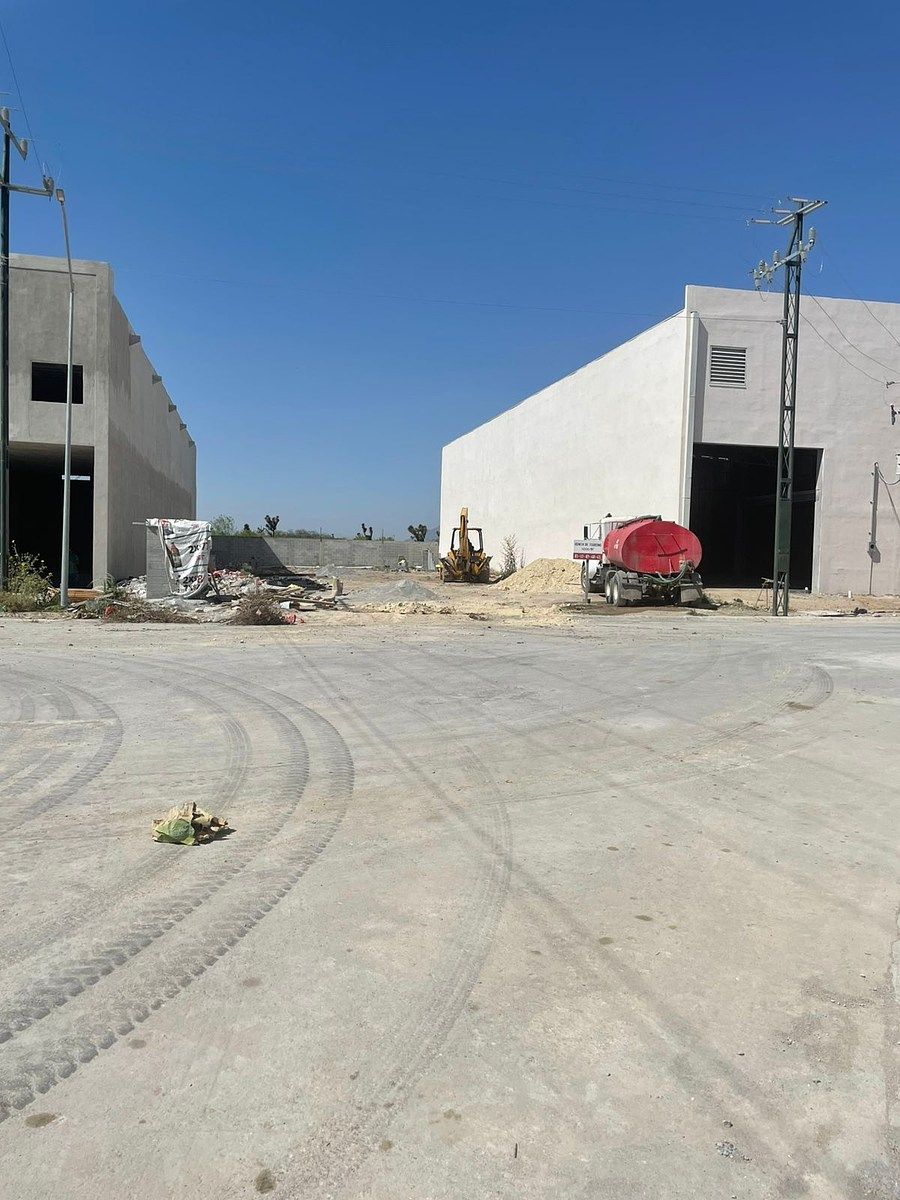 5 of 8: Terreno continuo