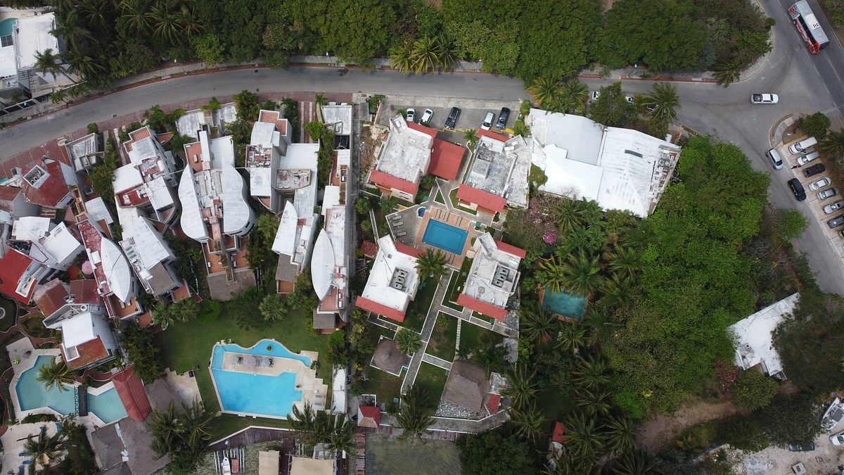 Hotel en Venta en Zona Hotelera de Cancún con Acceso a Laguna Nichupté