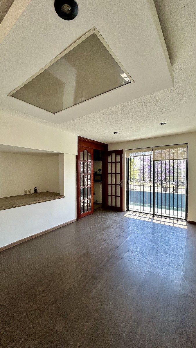 1 de 6: Oficina privada