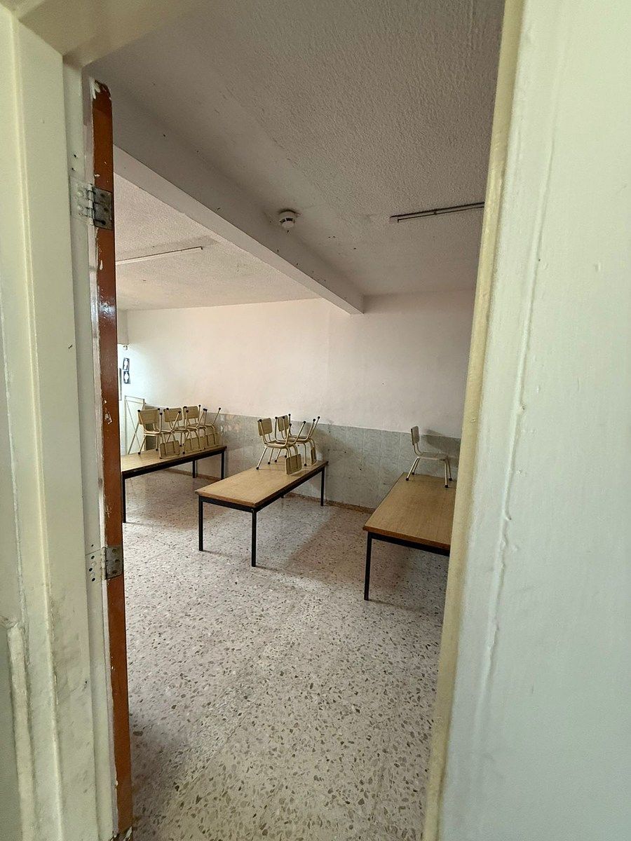 8 de 42: Recibidor desde salón 1