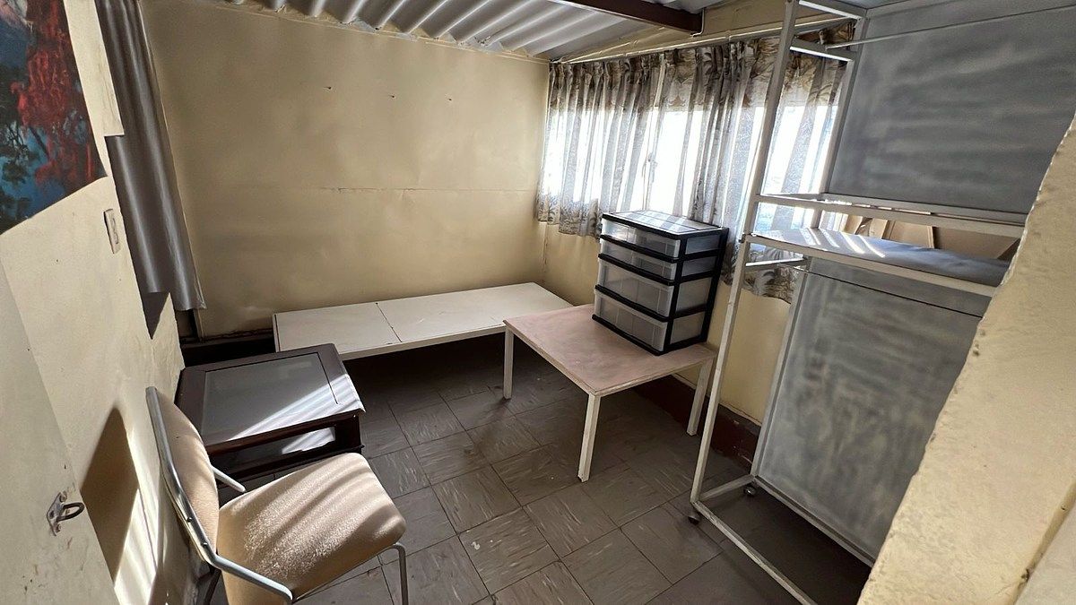 16 de 17: Cuarto de Servicio 1