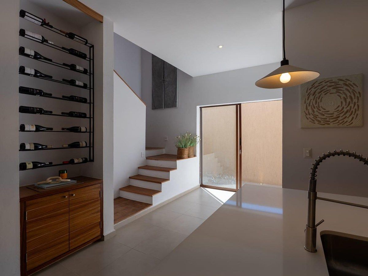 18 of 25: Acceso a Recàmaras