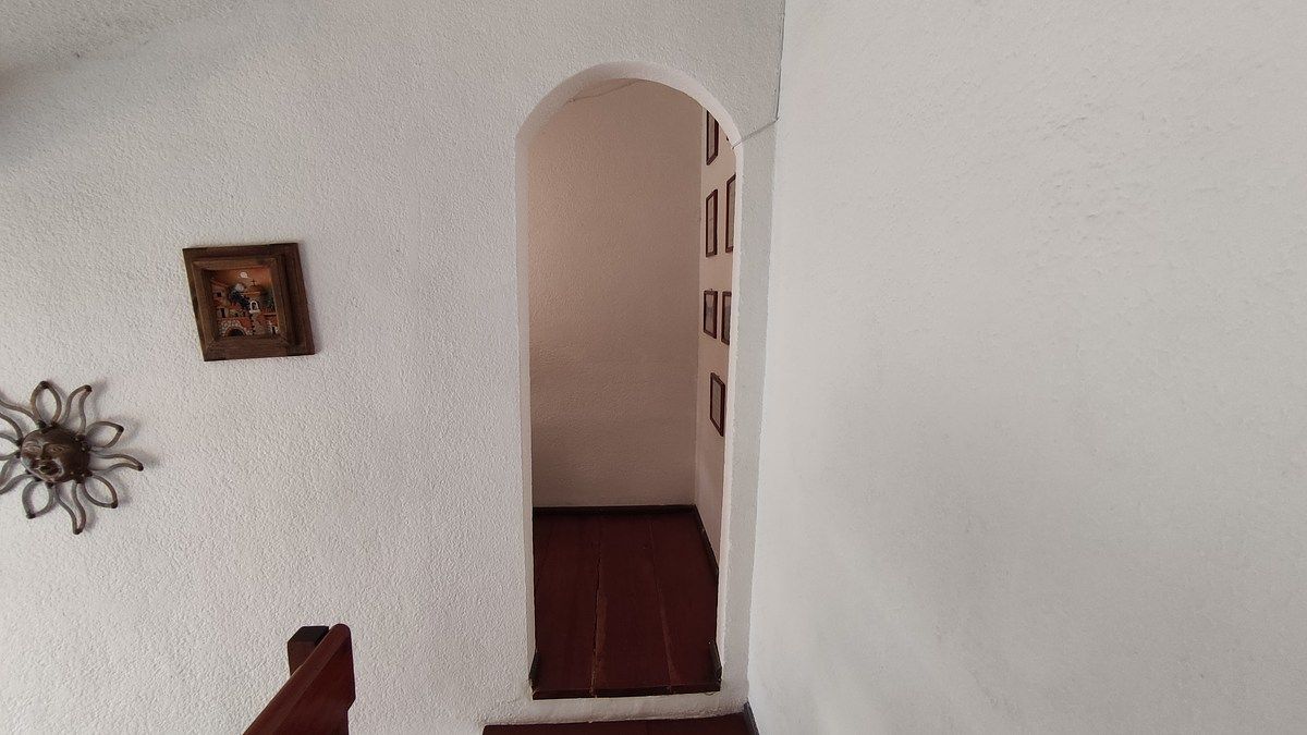 9 de 21: Acceso al rincón de lectura.