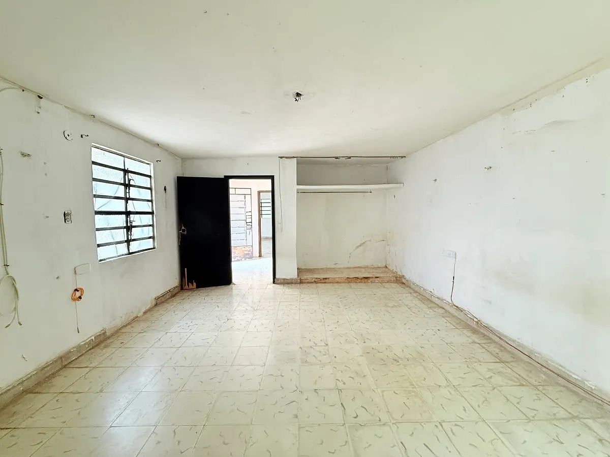 CASA IDEAL PARA REMODELAR EN EL CENTRO DE MERIDA - foto 2