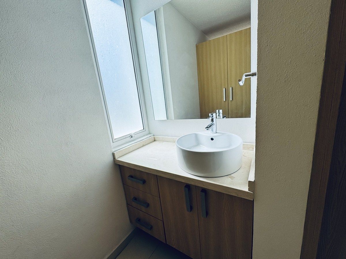 14 de 22: Baño de Recámara principal