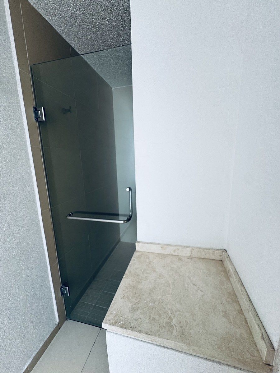 15 de 22: Baño de Recámara principal