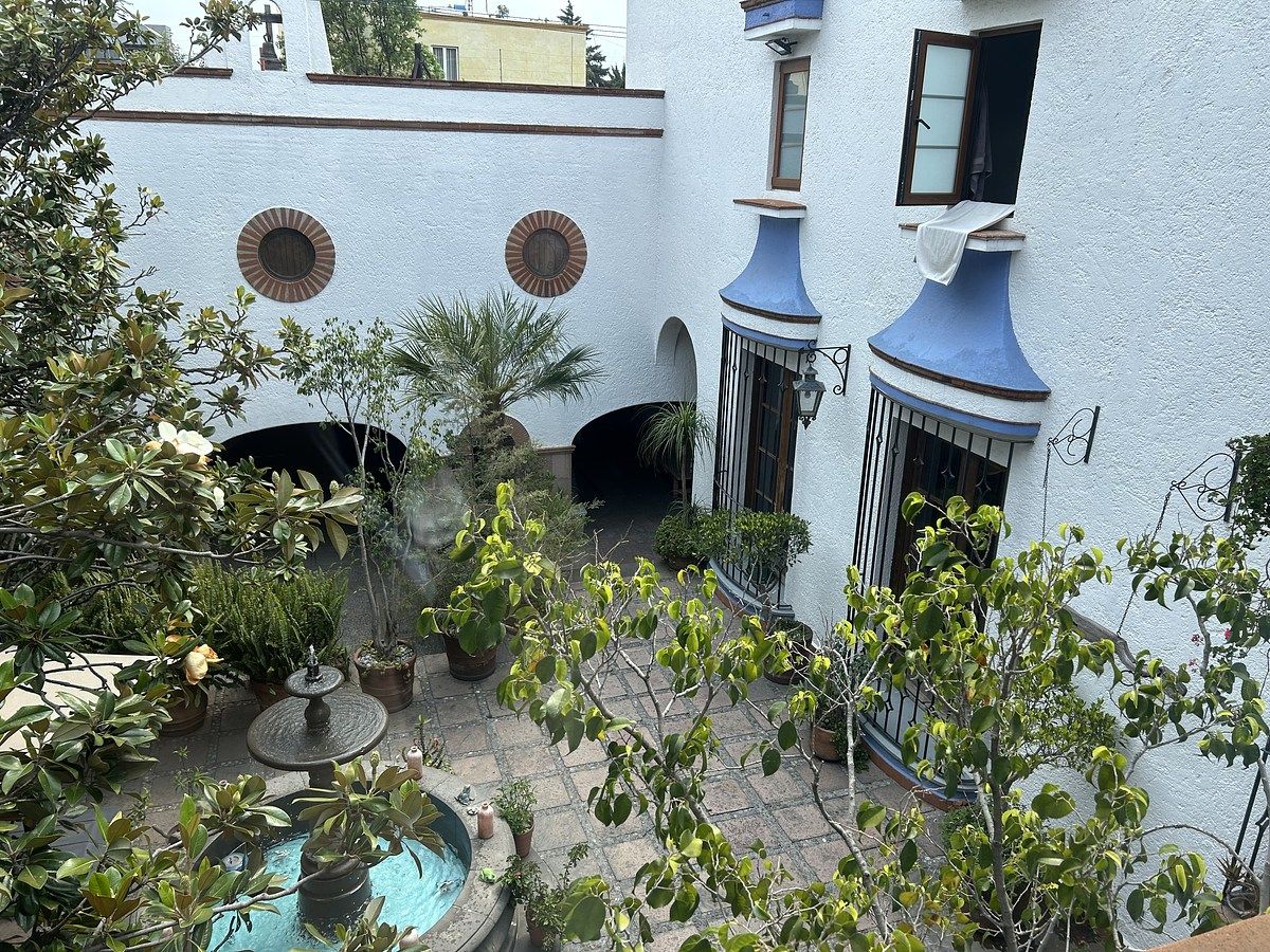 23 of 32: Vista Rec.2