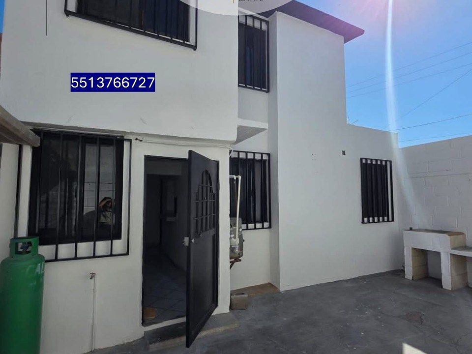 3 de 11: PATRIO TRASERO