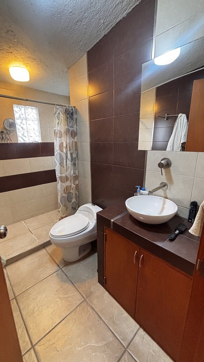 19 de 26: Baño completo1