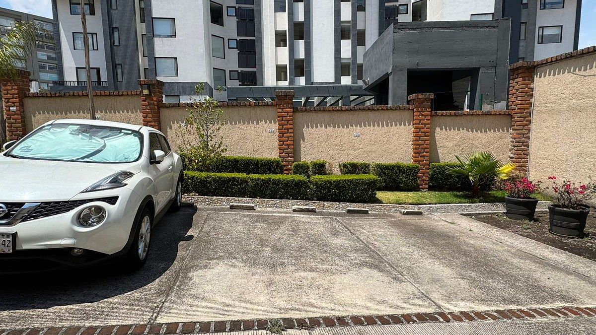 29 de 30: ESTACIONAMIENTOS 2-3