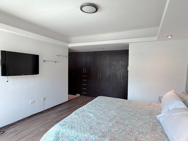 11 of 17: Recámara principal