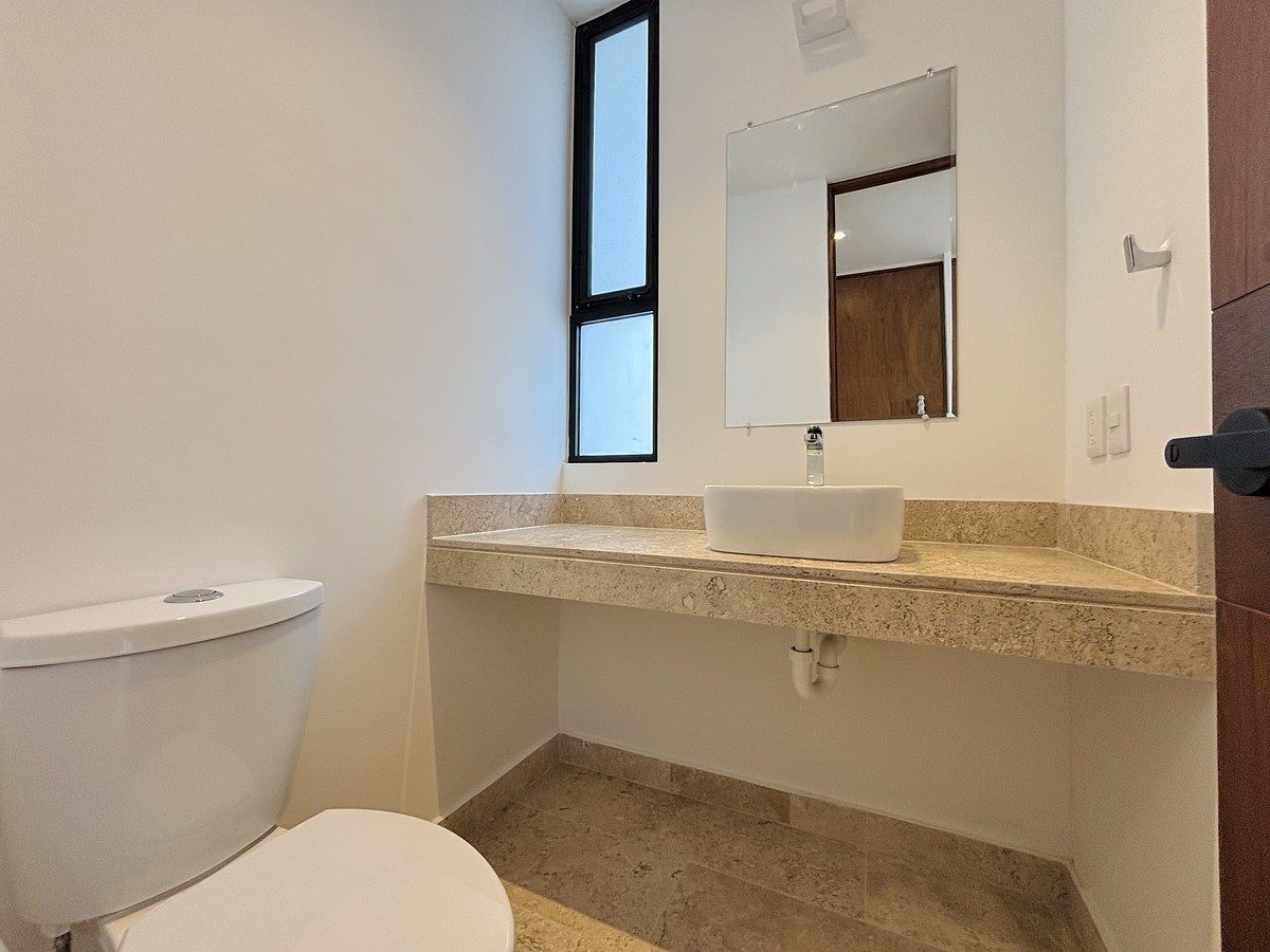 14 de 30: BAÑO VISITAS