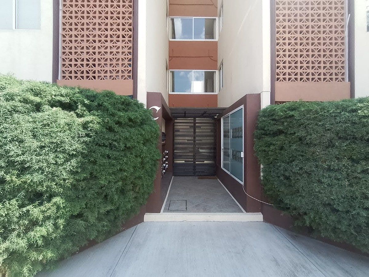 Departamento en Venta en la Giralda, Atras de Plaza Andador/gi/fbp/pc