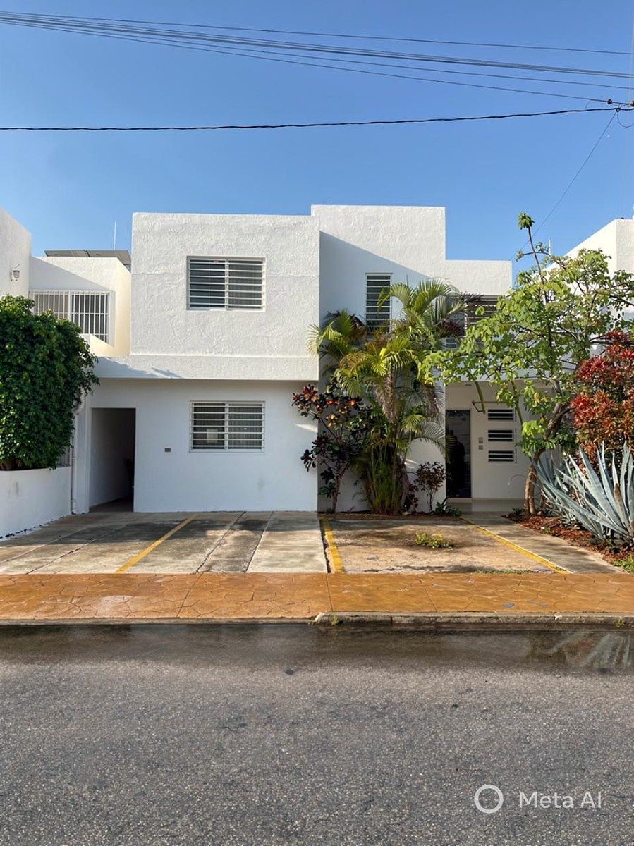 1 de 16: Fachada Principal