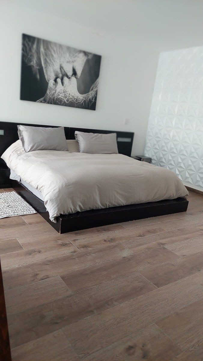 7 de 15: acabado en paredes que realzan y dan un toque a la recamara