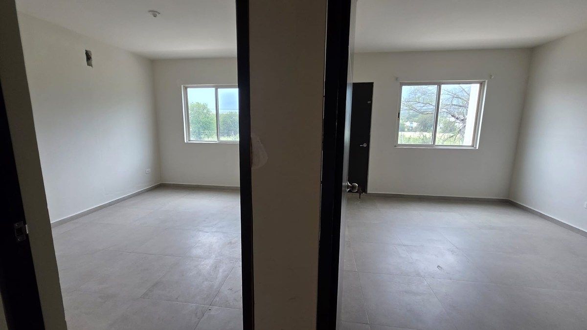 2 RECAMARAS SECUNDARIAS C/U CON BAÑO COMPLETO, foto 25 de 45