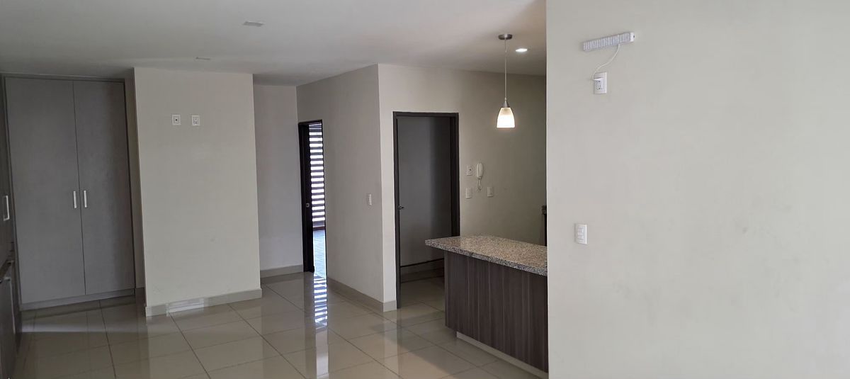 1 de 19: Sala / Comedor y Cocina