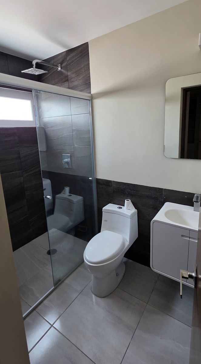 16 de 19: Rec Principal Baño Regadera