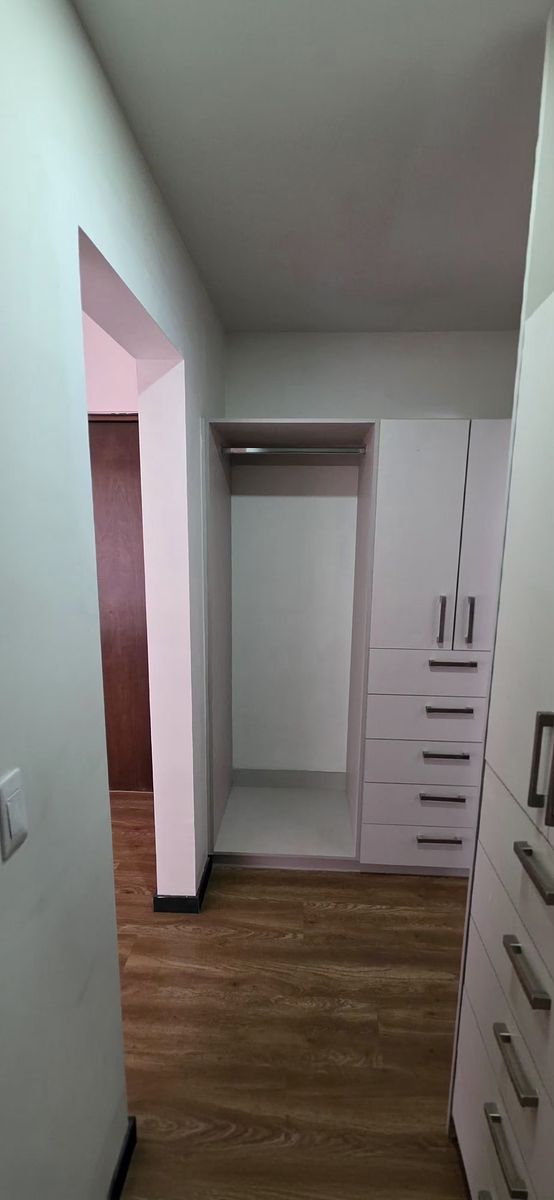 14 de 23: Rec. Principal Vestidor 2