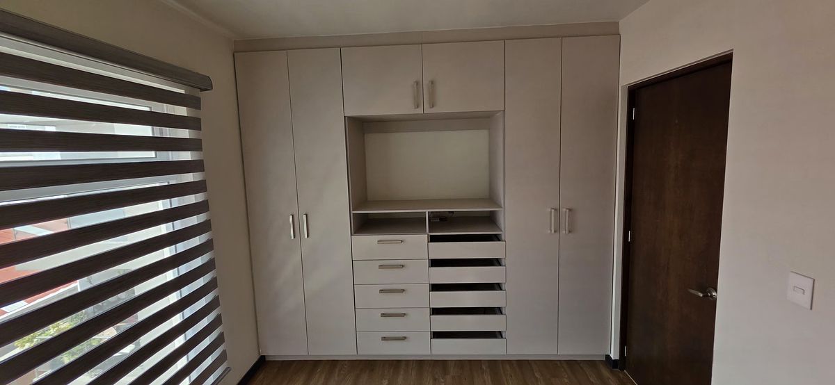 19 de 23: 1era Rec. Secundaria Closet