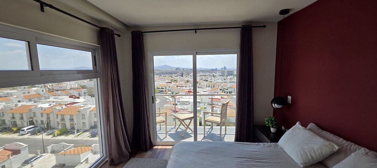 16 of 27: Rec. Principal Balcón