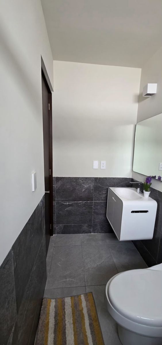 23 of 27: Rec. Principal Baño Lavabo 2