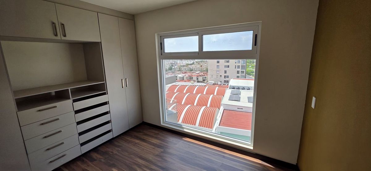 13 de 24: 1era Rec Secundaria Vista Exterior