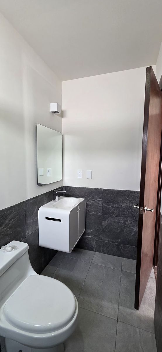 23 de 24: Rec Principal Baño Lavabo