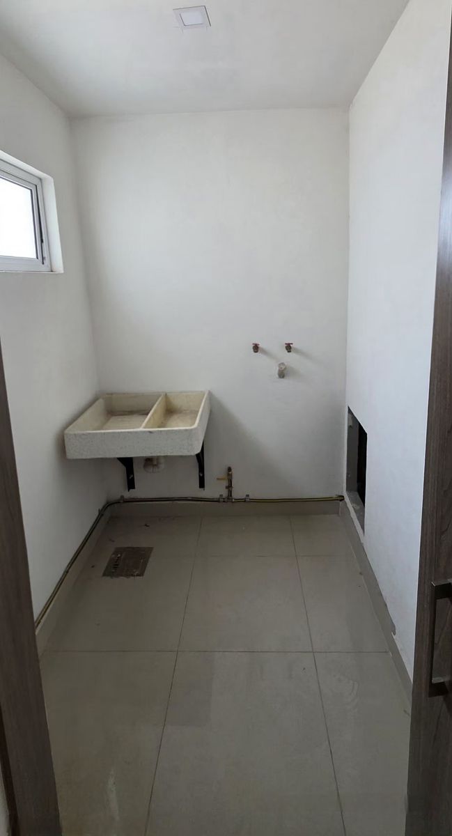 7 de 24: Área Lavado